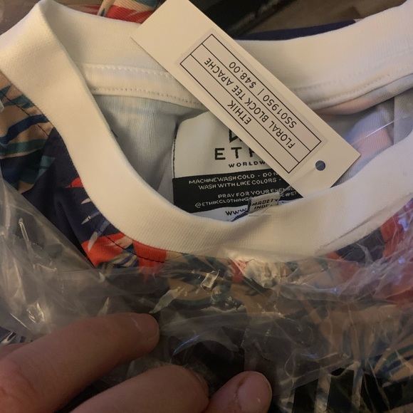 NWT Ethik Color block floral tee - Picture 4 of 6